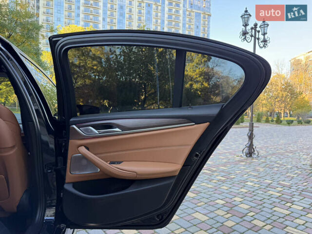 Черный БМВ 5 Серия, объемом двигателя 3 л и пробегом 148 тыс. км за 35999 $, фото 43 на Automoto.ua