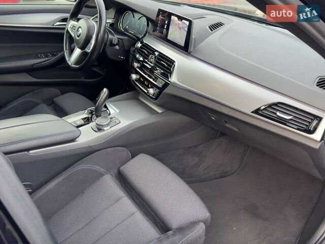 Черный БМВ 5 Серия, объемом двигателя 2.99 л и пробегом 239 тыс. км за 32300 $, фото 73 на Automoto.ua