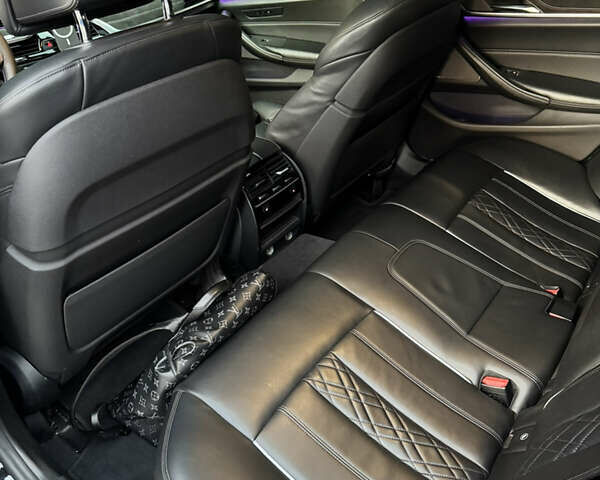 Черный БМВ 5 Серия, объемом двигателя 3 л и пробегом 109 тыс. км за 43000 $, фото 33 на Automoto.ua