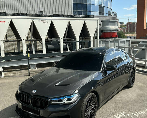 Черный БМВ 5 Серия, объемом двигателя 3 л и пробегом 130 тыс. км за 33333 $, фото 5 на Automoto.ua