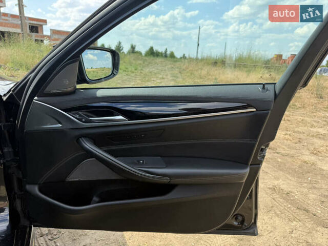 Черный БМВ 5 Серия, объемом двигателя 3 л и пробегом 105 тыс. км за 34700 $, фото 10 на Automoto.ua