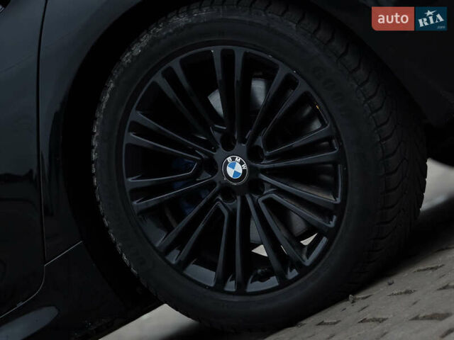 Чорний БМВ 5 Серія, об'ємом двигуна 3 л та пробігом 184 тис. км за 31000 $, фото 19 на Automoto.ua