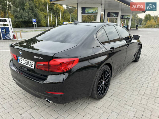 БМВ 5 Серия 2017 в Днепре (Днепропетровске) на Automoto.ua Черный БМВ 5 Серия, объемом двигателя 2 л и пробегом 148 тыс. км за 29900 $, фото 3 на Automoto.ua