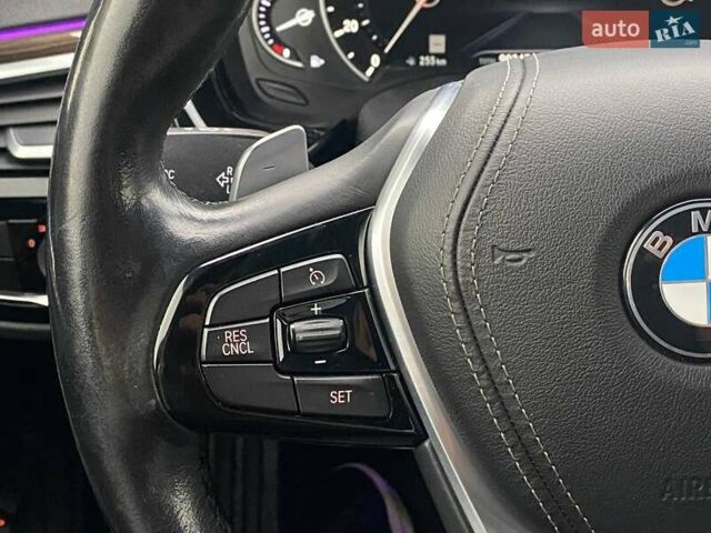 Чорний БМВ 5 Серія, об'ємом двигуна 3 л та пробігом 98 тис. км за 31990 $, фото 25 на Automoto.ua