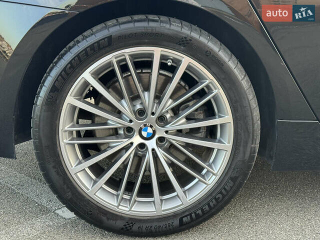 Черный БМВ 5 Серия, объемом двигателя 3 л и пробегом 159 тыс. км за 33700 $, фото 11 на Automoto.ua