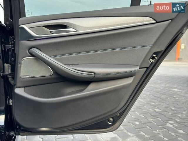 Черный БМВ 5 Серия, объемом двигателя 2.99 л и пробегом 239 тыс. км за 32300 $, фото 60 на Automoto.ua