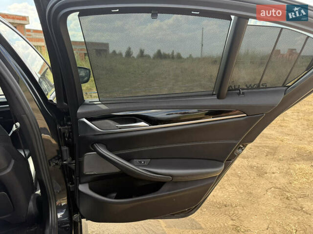 Черный БМВ 5 Серия, объемом двигателя 3 л и пробегом 105 тыс. км за 34700 $, фото 11 на Automoto.ua