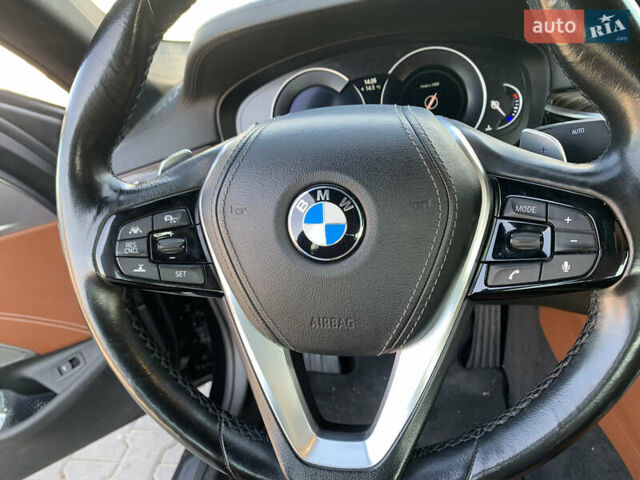 Чорний БМВ 5 Серія, об'ємом двигуна 3 л та пробігом 148 тис. км за 35000 $, фото 16 на Automoto.ua