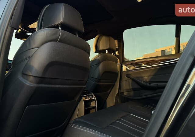 Черный БМВ 5 Серия, объемом двигателя 3 л и пробегом 140 тыс. км за 33100 $, фото 5 на Automoto.ua