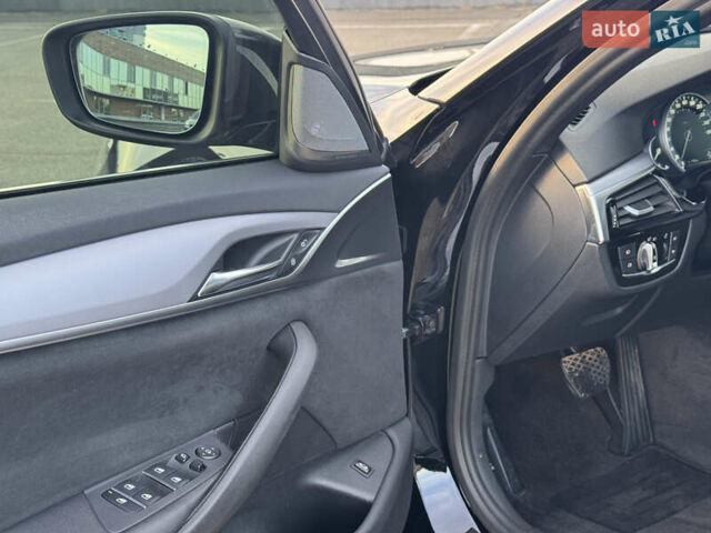 Черный БМВ 5 Серия, объемом двигателя 3 л и пробегом 159 тыс. км за 33700 $, фото 13 на Automoto.ua