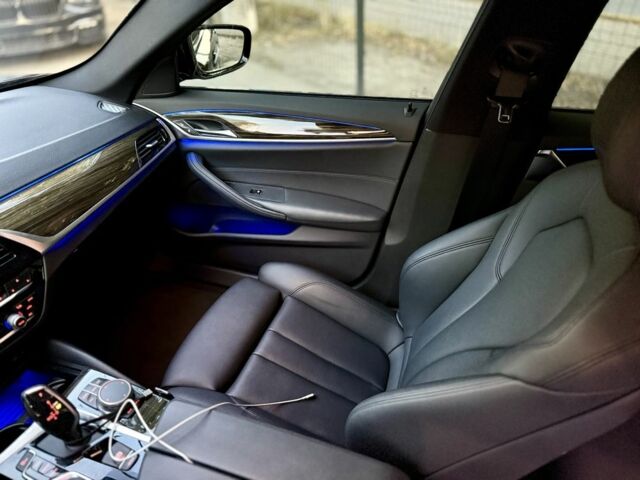 Черный БМВ 5 Серия, объемом двигателя 2.03 л и пробегом 80 тыс. км за 23000 $, фото 12 на Automoto.ua