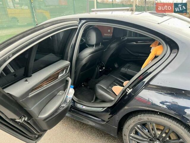 Чорний БМВ 5 Серія, об'ємом двигуна 2 л та пробігом 160 тис. км за 28500 $, фото 5 на Automoto.ua
