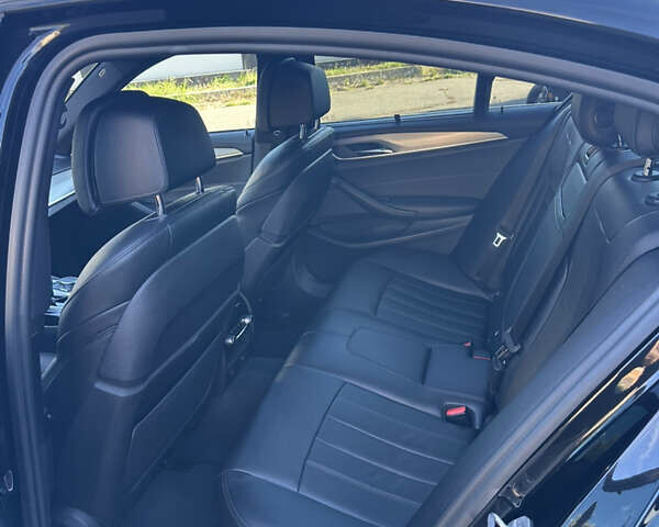 Черный БМВ 5 Серия, объемом двигателя 2.99 л и пробегом 170 тыс. км за 38000 $, фото 18 на Automoto.ua