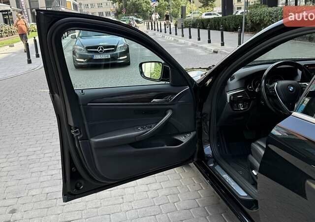 Чорний БМВ 5 Серія, об'ємом двигуна 2 л та пробігом 122 тис. км за 31000 $, фото 11 на Automoto.ua