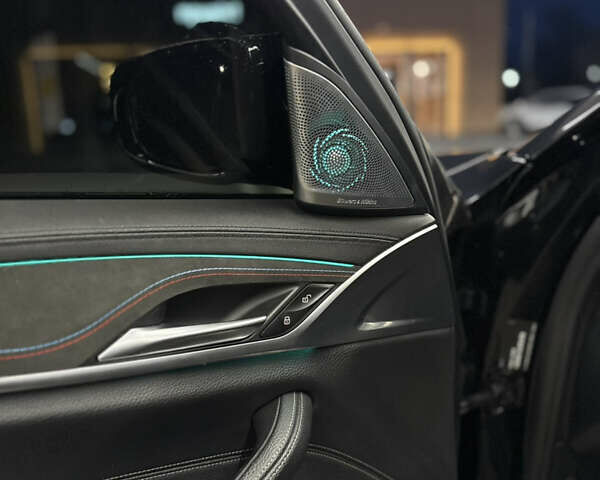 Черный БМВ 5 Серия, объемом двигателя 3 л и пробегом 169 тыс. км за 27999 $, фото 13 на Automoto.ua