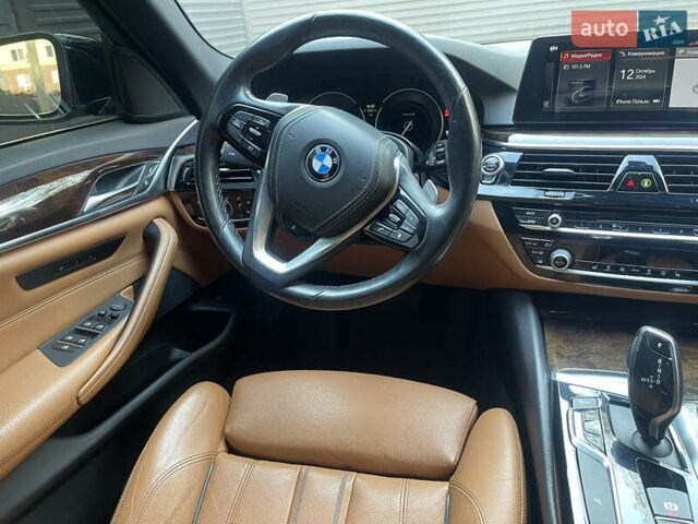 Черный БМВ 5 Серия, объемом двигателя 2 л и пробегом 65 тыс. км за 33500 $, фото 31 на Automoto.ua