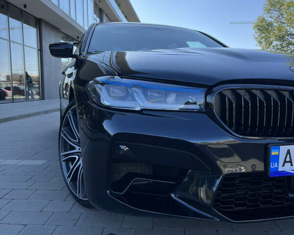 Чорний БМВ 5 Серія, об'ємом двигуна 3 л та пробігом 178 тис. км за 31800 $, фото 2 на Automoto.ua