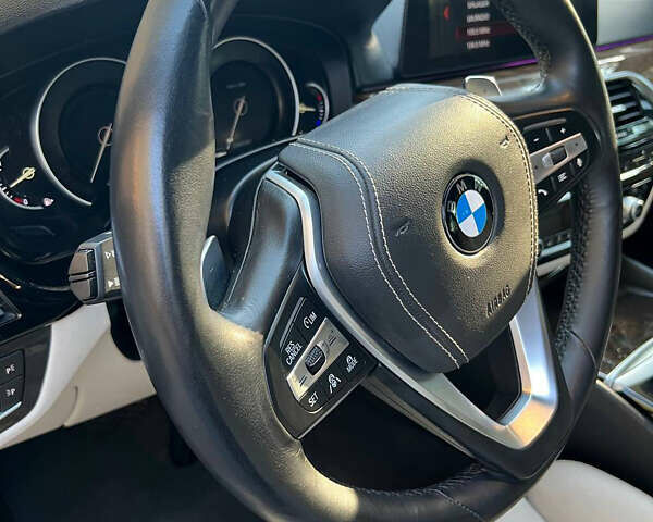 Черный БМВ 5 Серия, объемом двигателя 3 л и пробегом 120 тыс. км за 33500 $, фото 35 на Automoto.ua