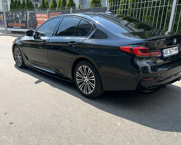 Чорний БМВ 5 Серія, об'ємом двигуна 2 л та пробігом 105 тис. км за 33500 $, фото 12 на Automoto.ua