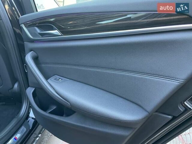 Чорний БМВ 5 Серія, об'ємом двигуна 2 л та пробігом 79 тис. км за 29500 $, фото 41 на Automoto.ua