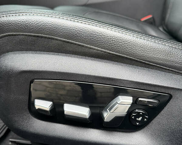 Чорний БМВ 5 Серія, об'ємом двигуна 2.99 л та пробігом 235 тис. км за 34500 $, фото 23 на Automoto.ua