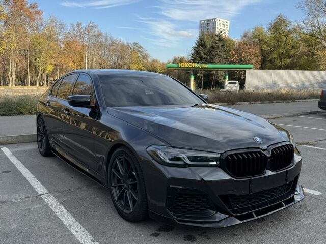 Черный БМВ 5 Серия, объемом двигателя 3 л и пробегом 260 тыс. км за 28999 $, фото 2 на Automoto.ua
