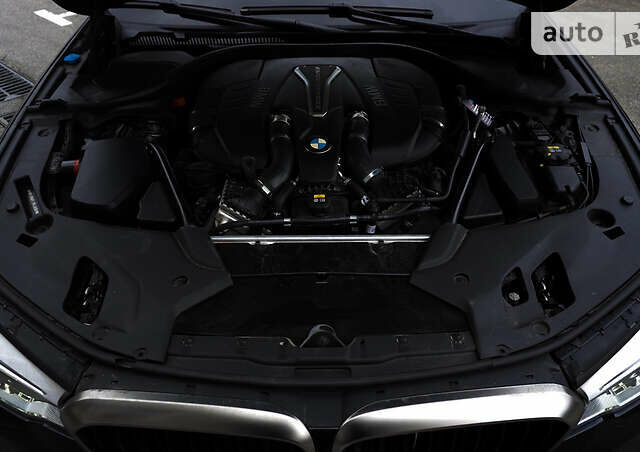 Чорний БМВ 5 Серія, об'ємом двигуна 4.4 л та пробігом 72 тис. км за 56500 $, фото 6 на Automoto.ua