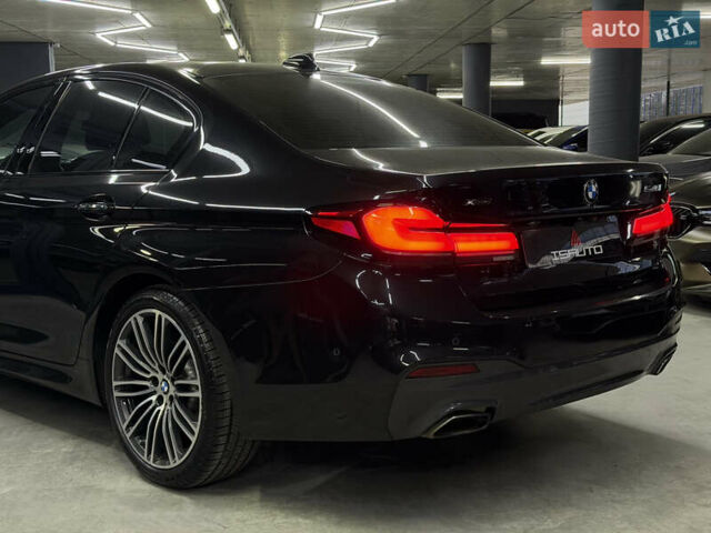 Чорний БМВ 5 Серія, об'ємом двигуна 3 л та пробігом 160 тис. км за 29900 $, фото 12 на Automoto.ua