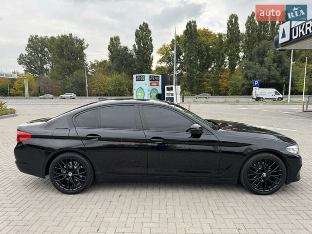 БМВ 5 Серия 2017 в Днепре (Днепропетровске) на Automoto.ua Черный БМВ 5 Серия, объемом двигателя 2 л и пробегом 148 тыс. км за 29900 $, фото 8 на Automoto.ua