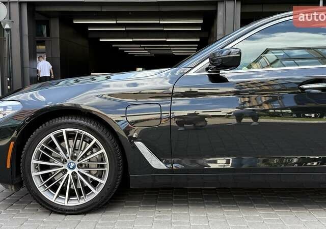 Чорний БМВ 5 Серія, об'ємом двигуна 2 л та пробігом 122 тис. км за 31000 $, фото 9 на Automoto.ua