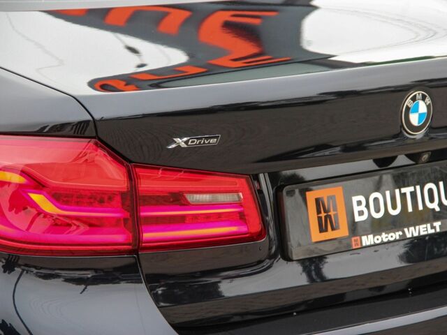 Чорний БМВ 5 Серія, об'ємом двигуна 2 л та пробігом 62 тис. км за 31000 $, фото 12 на Automoto.ua