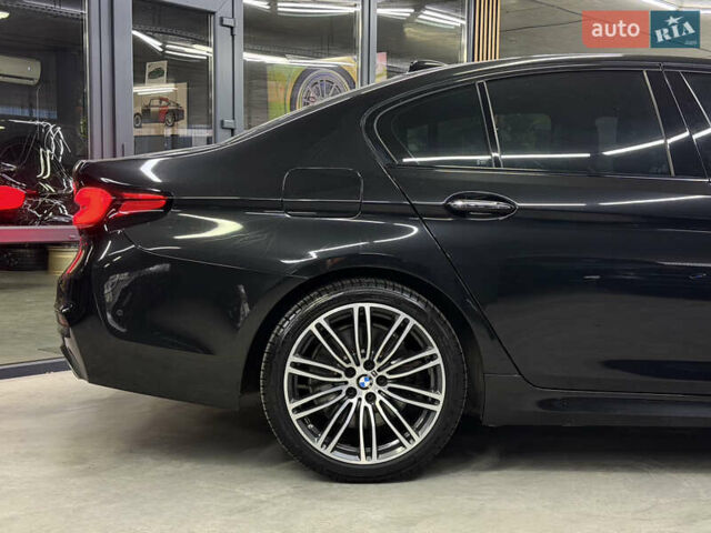 Чорний БМВ 5 Серія, об'ємом двигуна 3 л та пробігом 160 тис. км за 29900 $, фото 17 на Automoto.ua