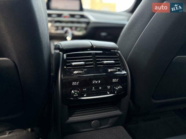 Чорний БМВ 5 Серія, об'ємом двигуна 3 л та пробігом 91 тис. км за 38500 $, фото 80 на Automoto.ua