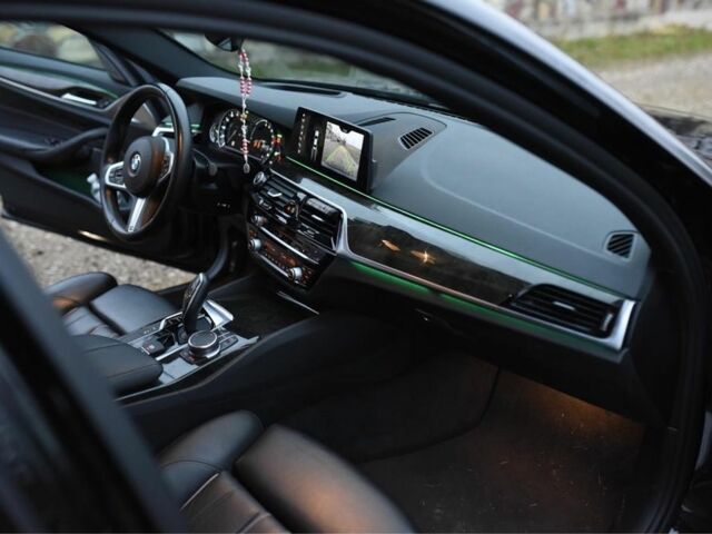 Черный БМВ 5 Серия, объемом двигателя 2 л и пробегом 86 тыс. км за 34300 $, фото 11 на Automoto.ua