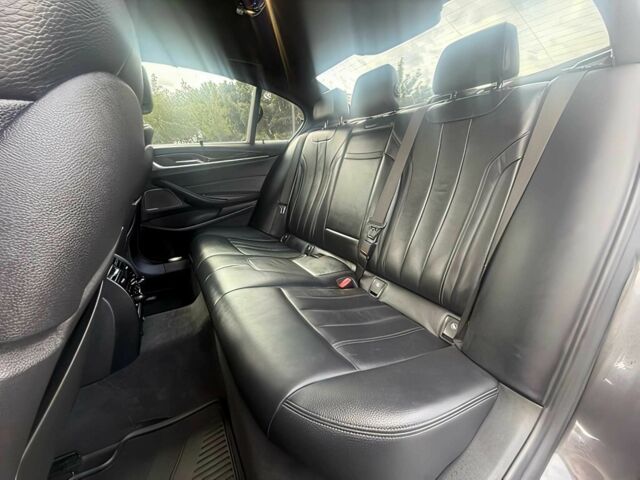 БМВ 5 Серия 2018 в Житомире на Automoto.ua Черный БМВ 5 Серия, объемом двигателя 3 л и пробегом 32 тыс. км за 10500 $, фото 11 на Automoto.ua