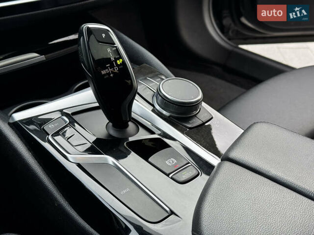 Чорний БМВ 5 Серія, об'ємом двигуна 2 л та пробігом 164 тис. км за 24500 $, фото 22 на Automoto.ua