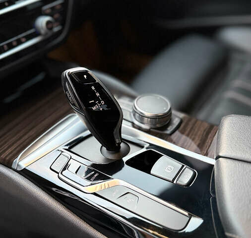 Черный БМВ 5 Серия, объемом двигателя 2 л и пробегом 99 тыс. км за 28500 $, фото 17 на Automoto.ua