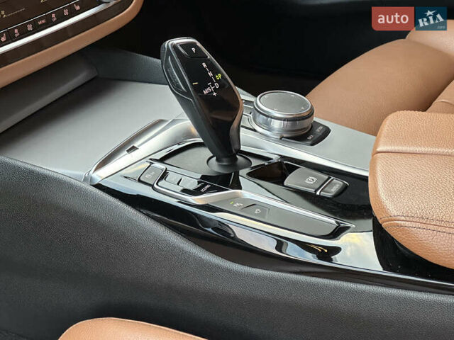 Черный БМВ 5 Серия, объемом двигателя 2 л и пробегом 290 тыс. км за 26499 $, фото 76 на Automoto.ua