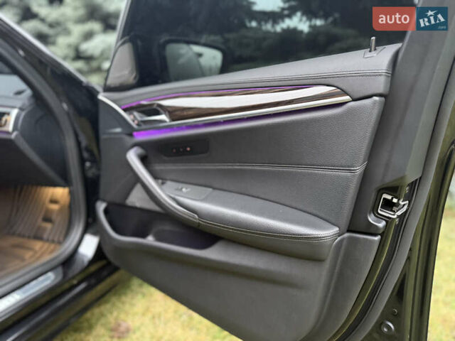 Чорний БМВ 5 Серія, об'ємом двигуна 4.39 л та пробігом 142 тис. км за 37700 $, фото 31 на Automoto.ua