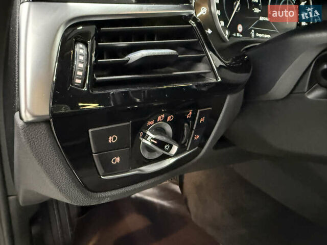 Черный БМВ 5 Серия, объемом двигателя 2 л и пробегом 160 тыс. км за 26500 $, фото 17 на Automoto.ua