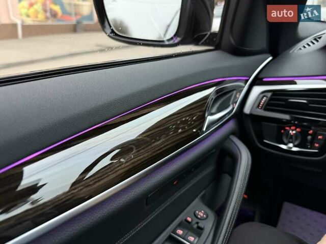 Чорний БМВ 5 Серія, об'ємом двигуна 3 л та пробігом 70 тис. км за 32500 $, фото 62 на Automoto.ua