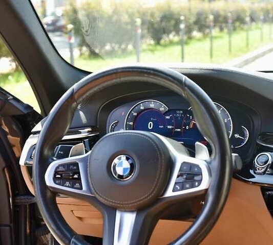 Черный БМВ 5 Серия, объемом двигателя 3 л и пробегом 79 тыс. км за 36900 $, фото 19 на Automoto.ua