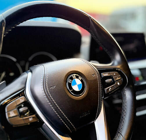 Черный БМВ 5 Серия, объемом двигателя 2 л и пробегом 99 тыс. км за 28500 $, фото 18 на Automoto.ua