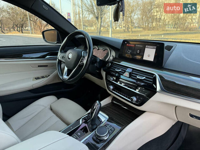 Черный БМВ 5 Серия, объемом двигателя 2 л и пробегом 95 тыс. км за 24800 $, фото 9 на Automoto.ua