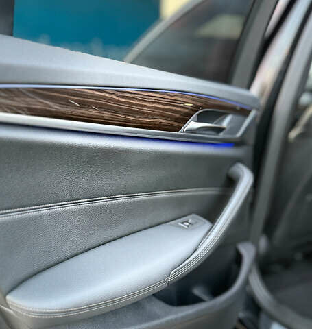 Черный БМВ 5 Серия, объемом двигателя 2 л и пробегом 99 тыс. км за 28500 $, фото 21 на Automoto.ua