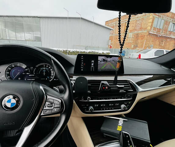 Черный БМВ 5 Серия, объемом двигателя 2 л и пробегом 120 тыс. км за 29999 $, фото 14 на Automoto.ua