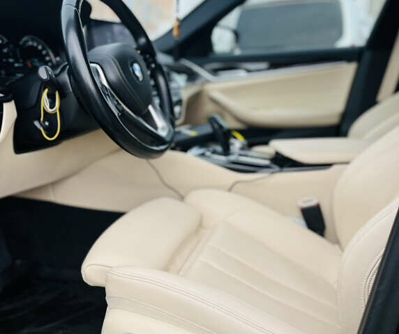 Черный БМВ 5 Серия, объемом двигателя 2 л и пробегом 120 тыс. км за 29999 $, фото 9 на Automoto.ua