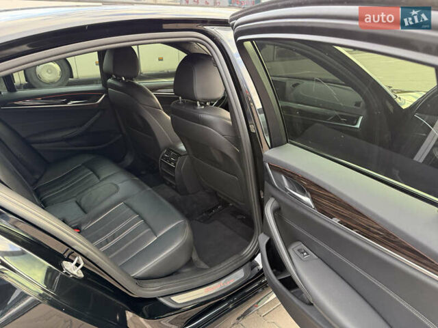 БМВ 5 Серия 2018 в Киеве на Automoto.ua Черный БМВ 5 Серия, объемом двигателя 2 л и пробегом 114 тыс. км за 28500 $, фото 25 на Automoto.ua