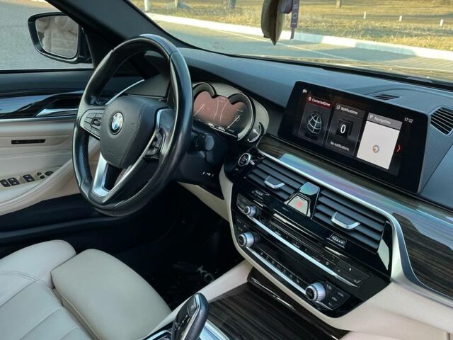 Чорний БМВ 5 Серія, об'ємом двигуна 2 л та пробігом 95 тис. км за 26900 $, фото 7 на Automoto.ua