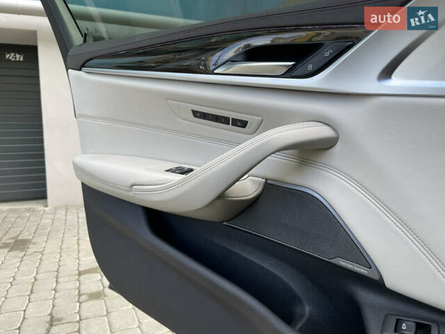 БМВ 5 Серия 2018 в Днепре (Днепропетровске) на Automoto.ua Черный БМВ 5 Серия, объемом двигателя 4.39 л и пробегом 129 тыс. км за 35599 $, фото 56 на Automoto.ua